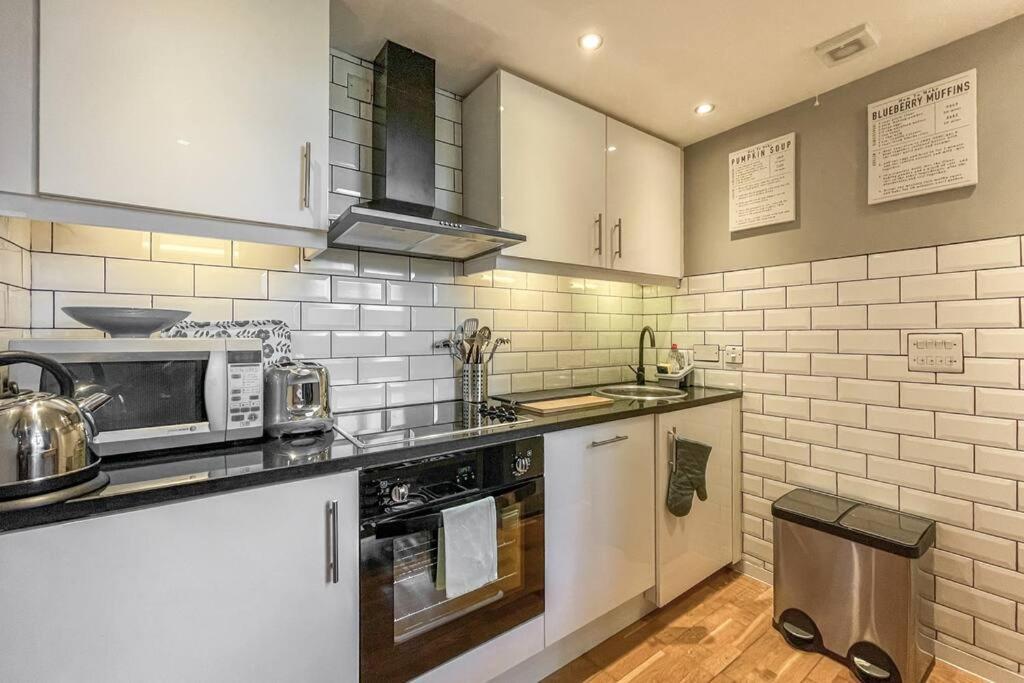 Lofty Apartment In بلايموث المظهر الخارجي الصورة